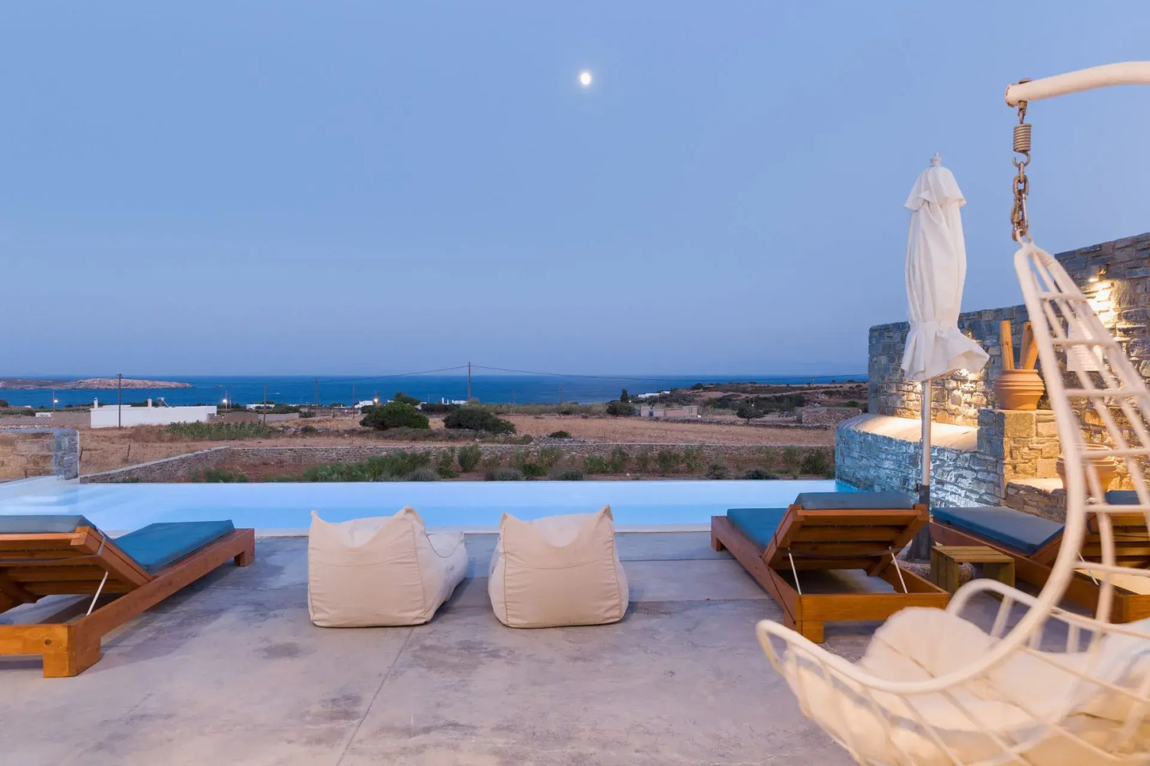 Cycladic Breeze Villas