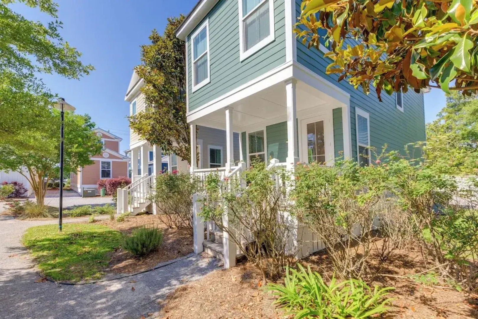 1 Mi to Downtown: Modern Ocean Springs Cottage