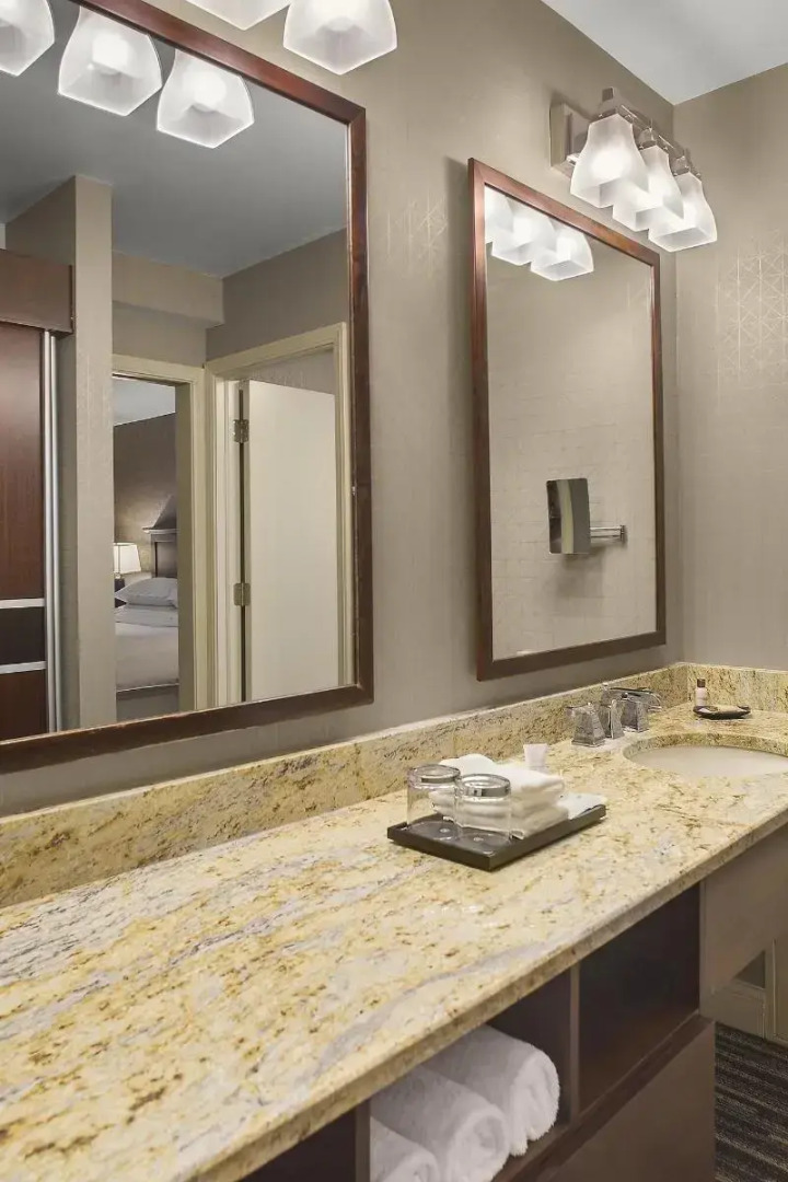 Sheraton Suites Akron Cuyahoga Falls