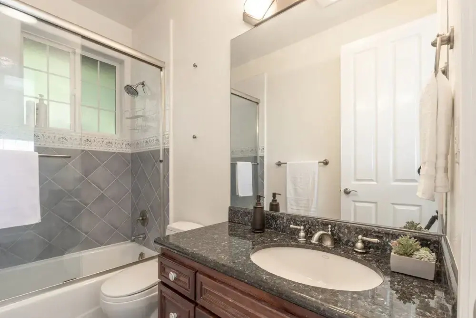 Marbella Lane Top Coastline Views, Family Friendly
