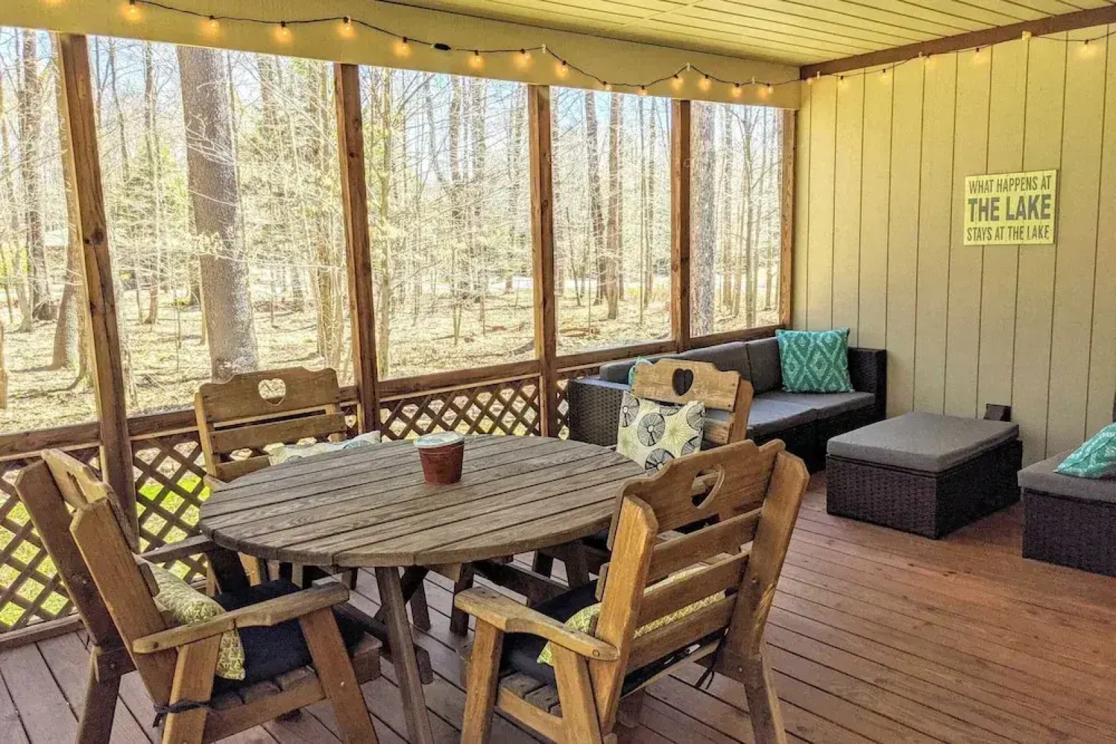 Mountain Memories by Avantstay Hot Tub Enclosed Deck, Large Yard w/ Fire Pit