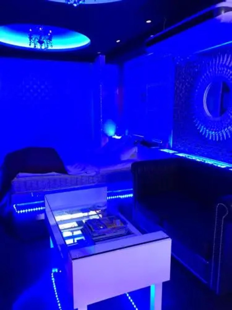 AtoZ Azumino (Adult Only)