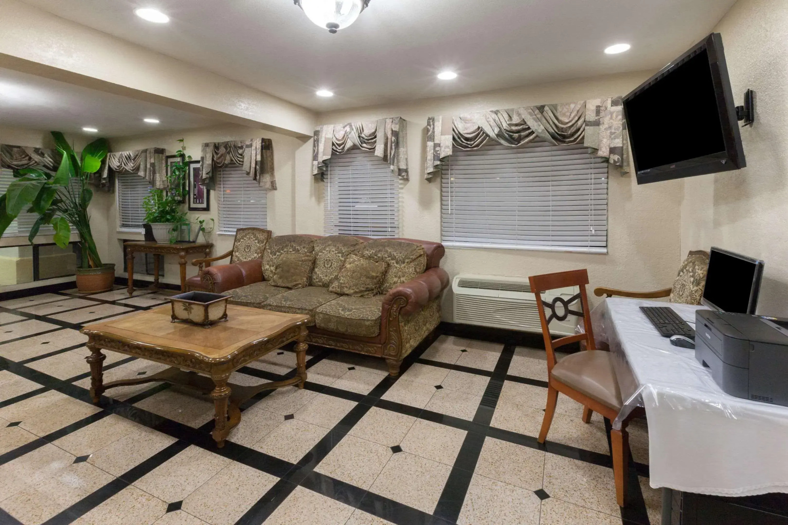 Days Inn Oklahoma City West