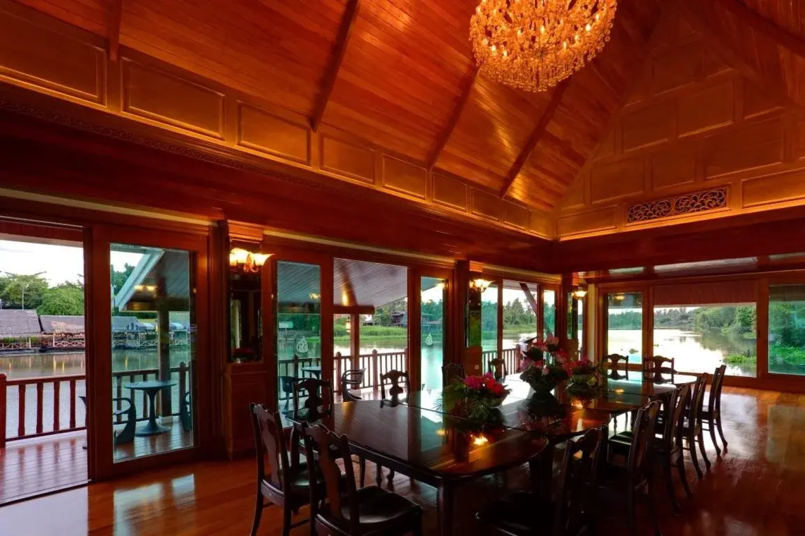 RK Riverside Resort & Spa