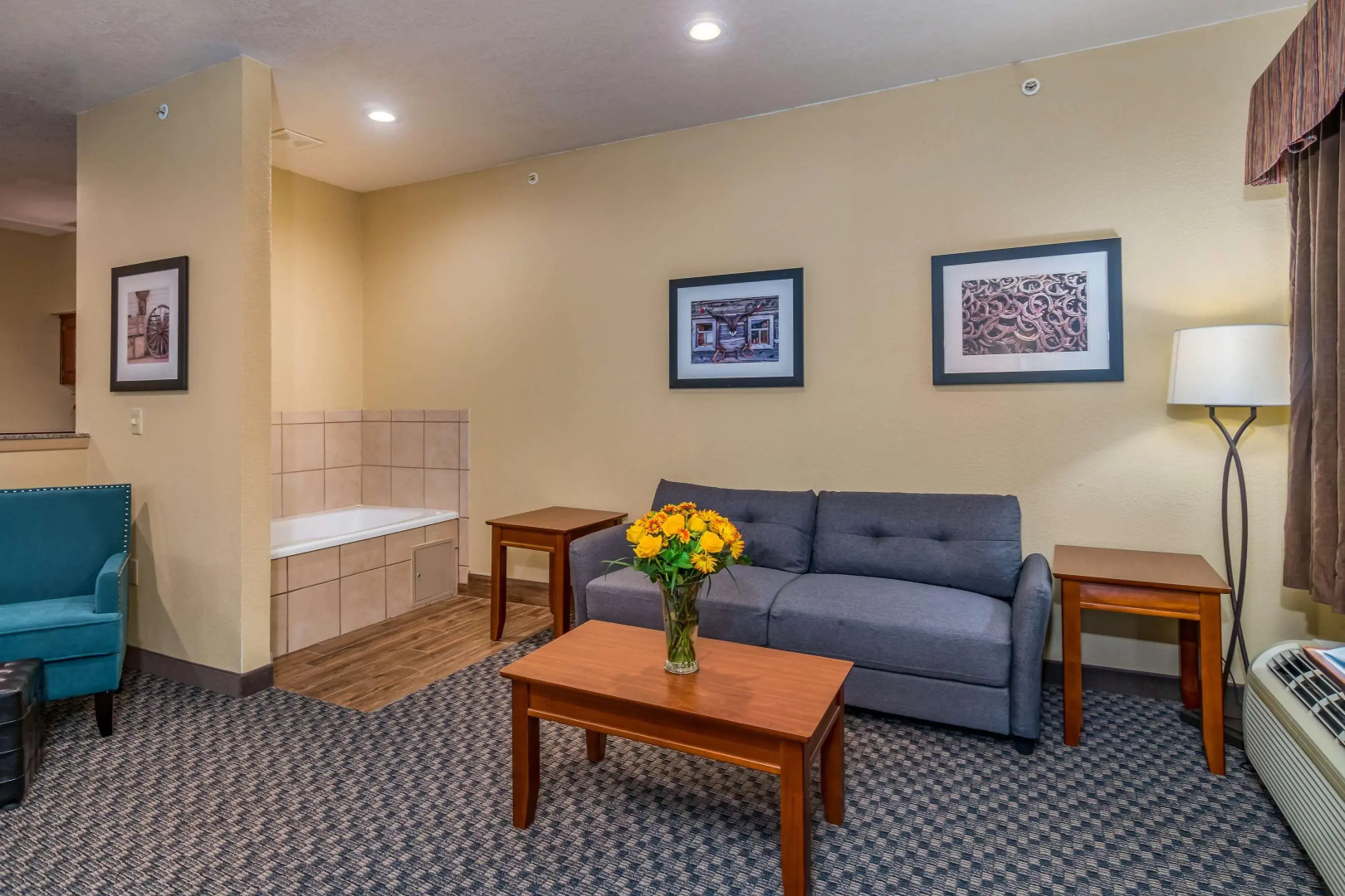 Best Western Plus Shamrock Inn & Suites