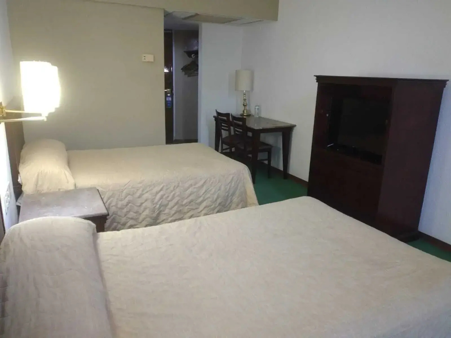 Hotel Arroyo Express