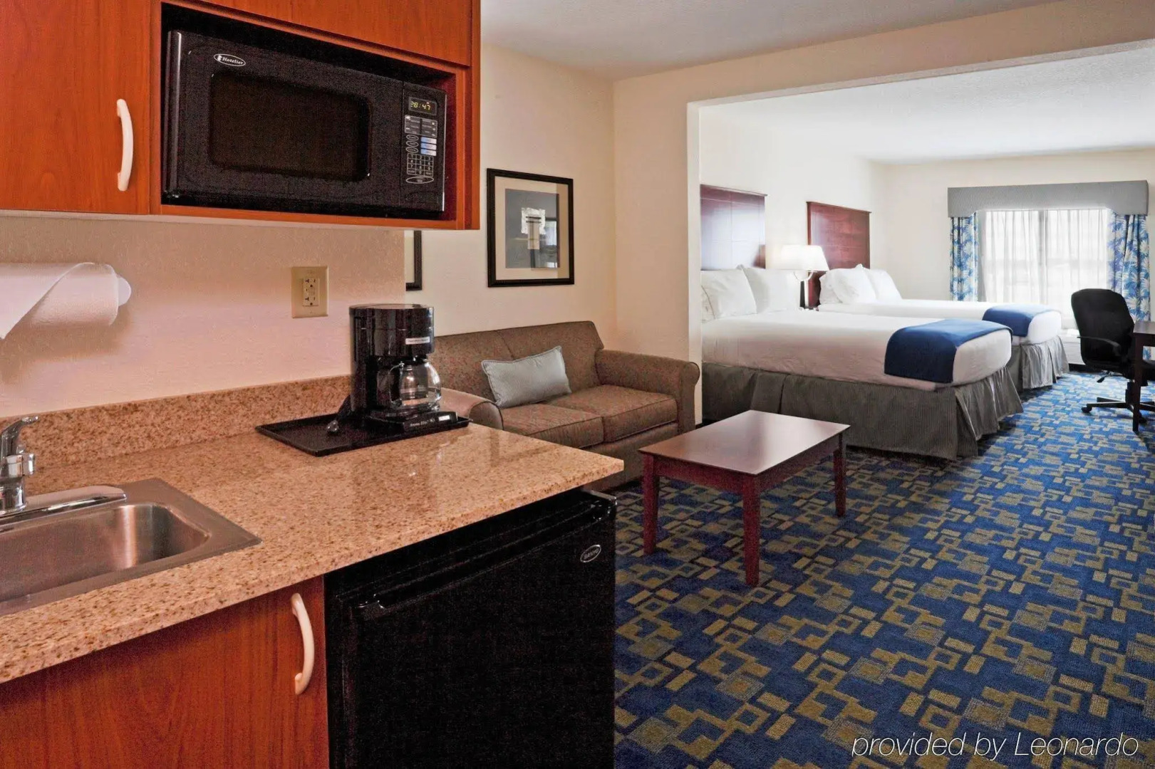 Holiday Inn Express & Suites Pembroke Pines-Sheridan St by IHG
