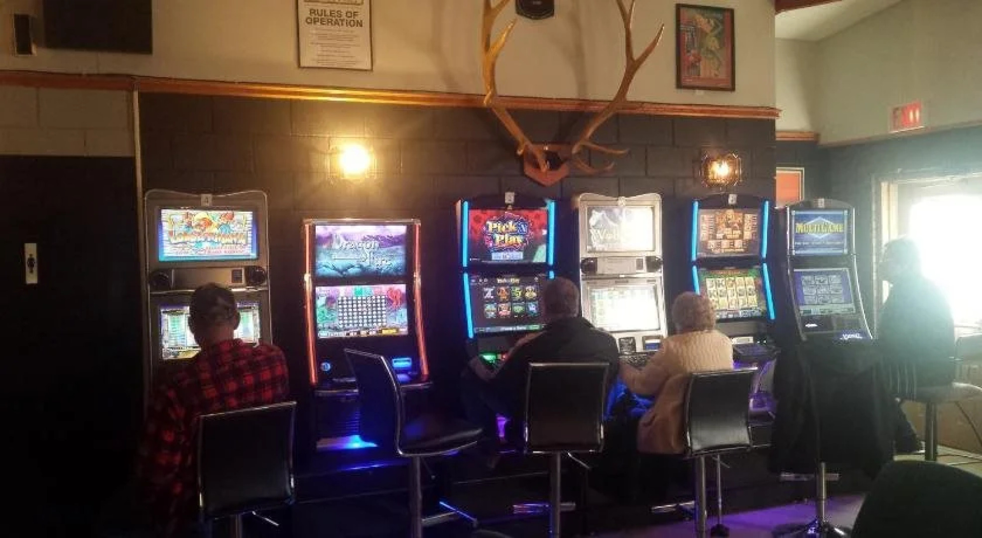 Maple Creek Motor Inn