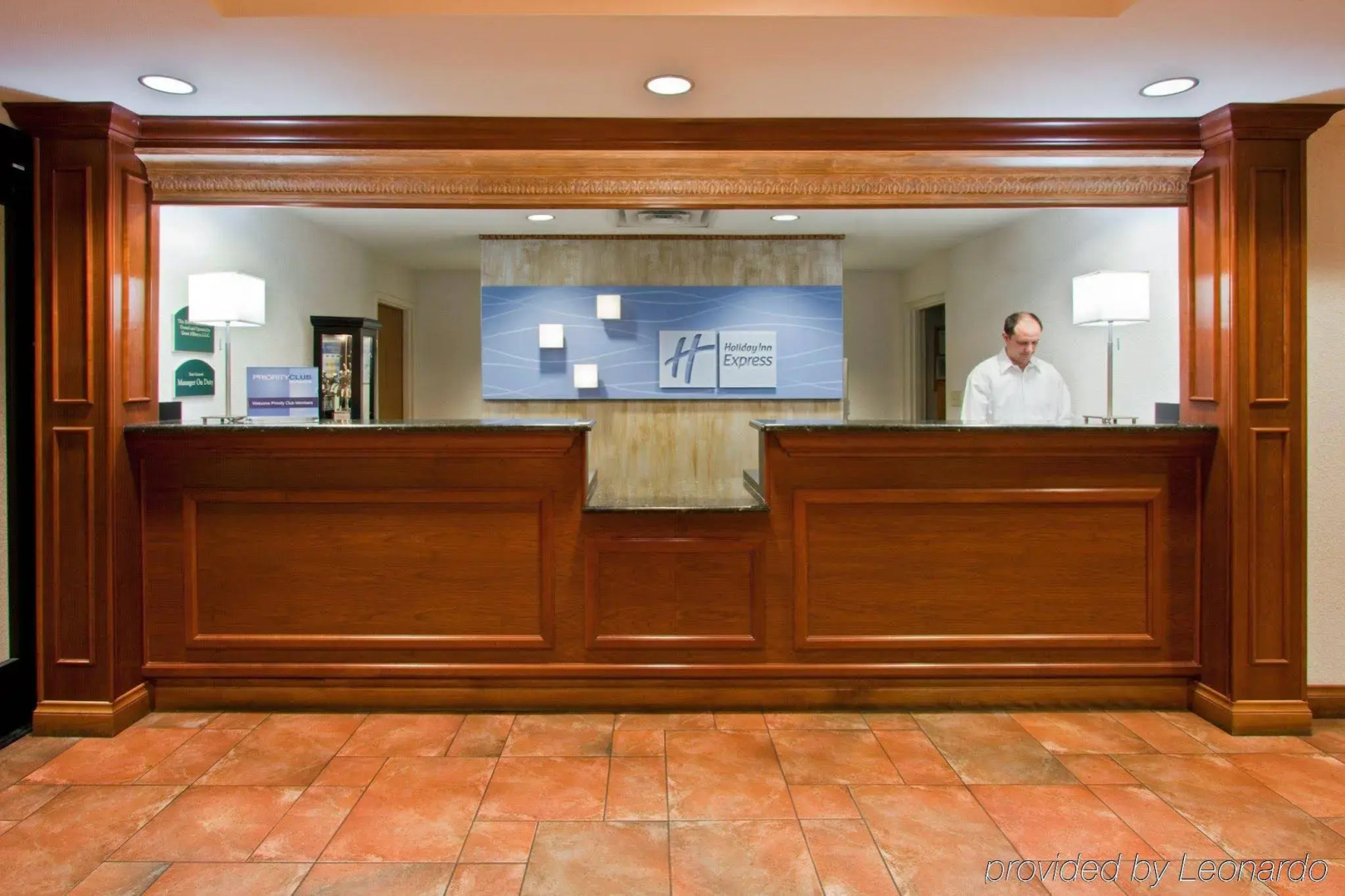 Holiday Inn Express Hotel & Suites Clearwater North-Dunedin by IHG