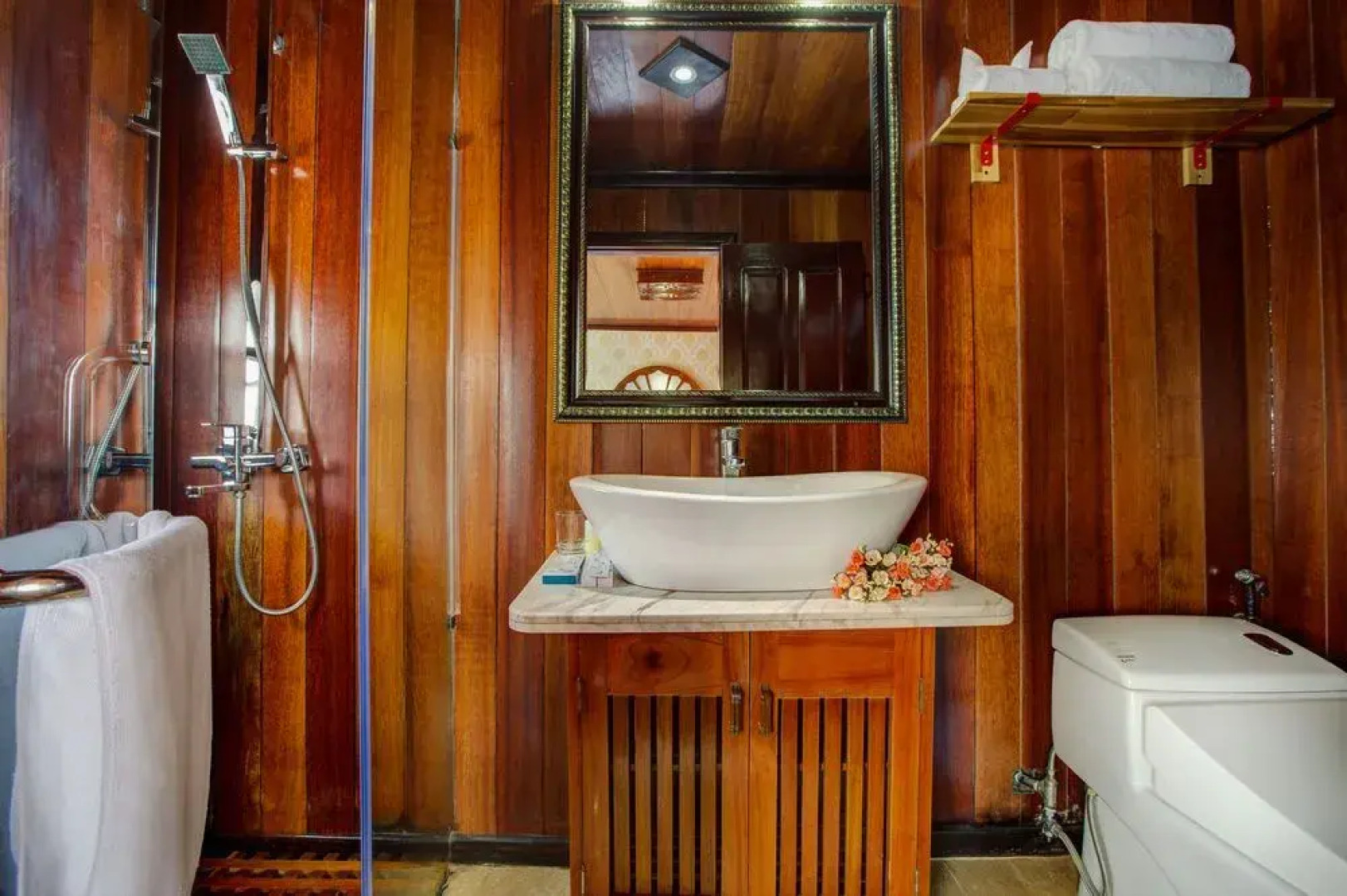 Flamingo Luxury Cruises