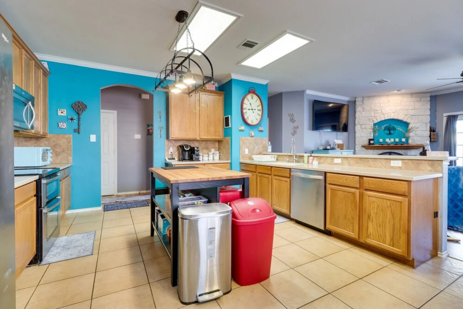 Pet-friendly Austin Area Home w/ Outdoor Oasis