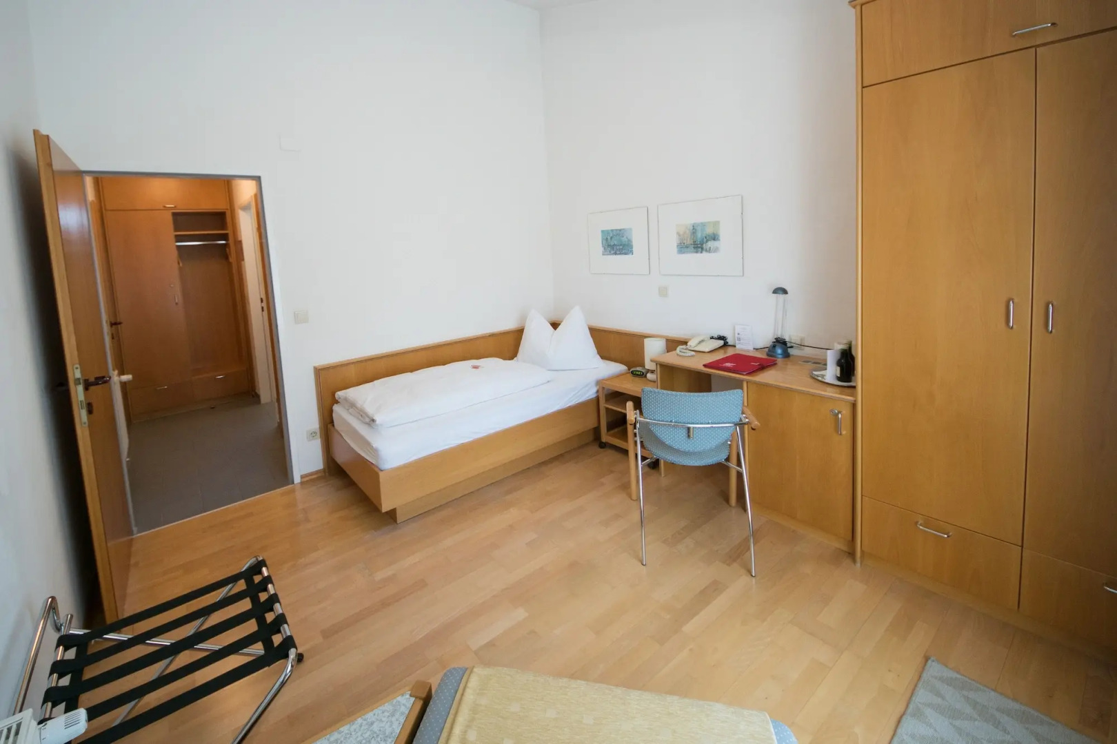 Am Spiegeln dialog.hotel.wien