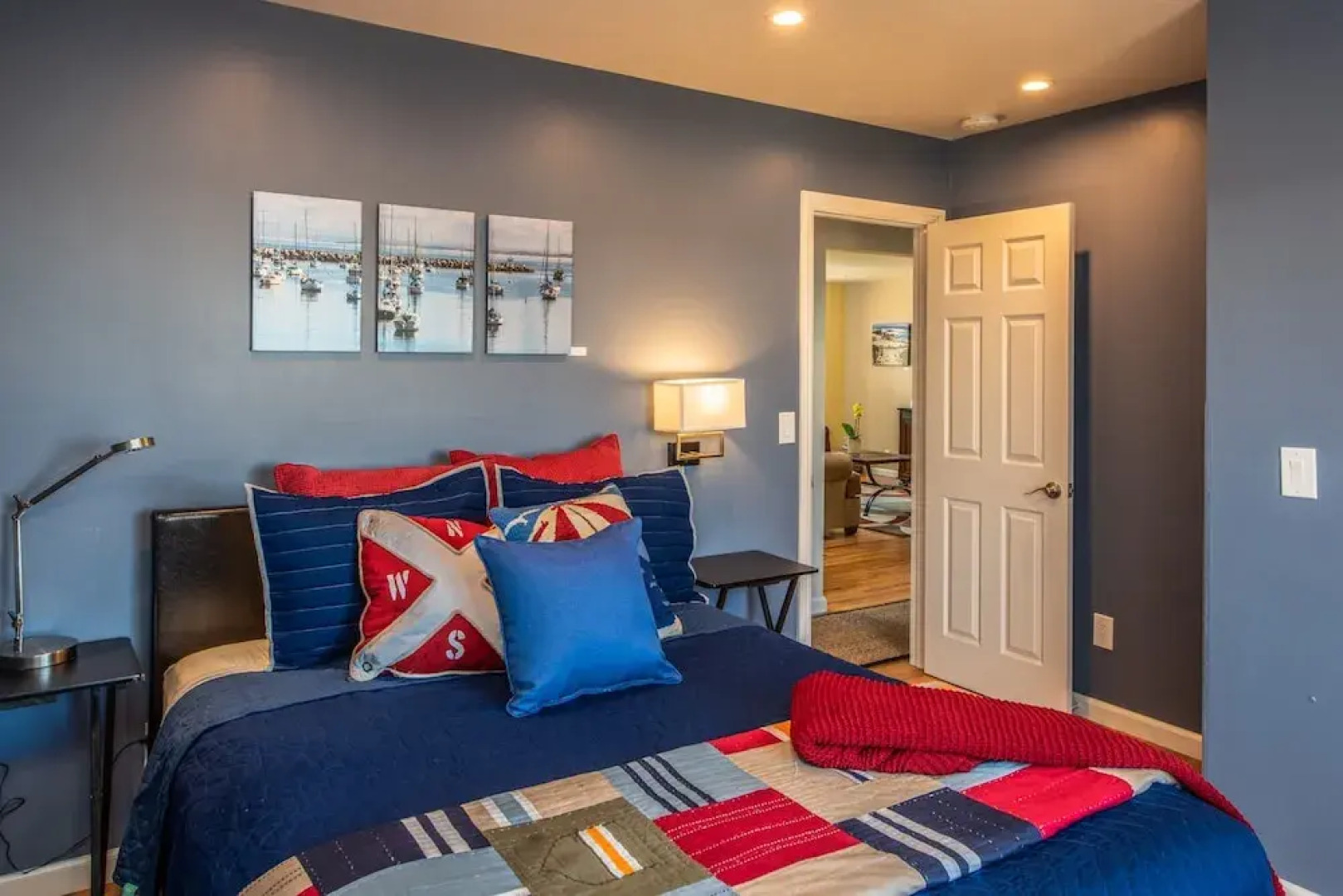 3733 Seaside Retreat