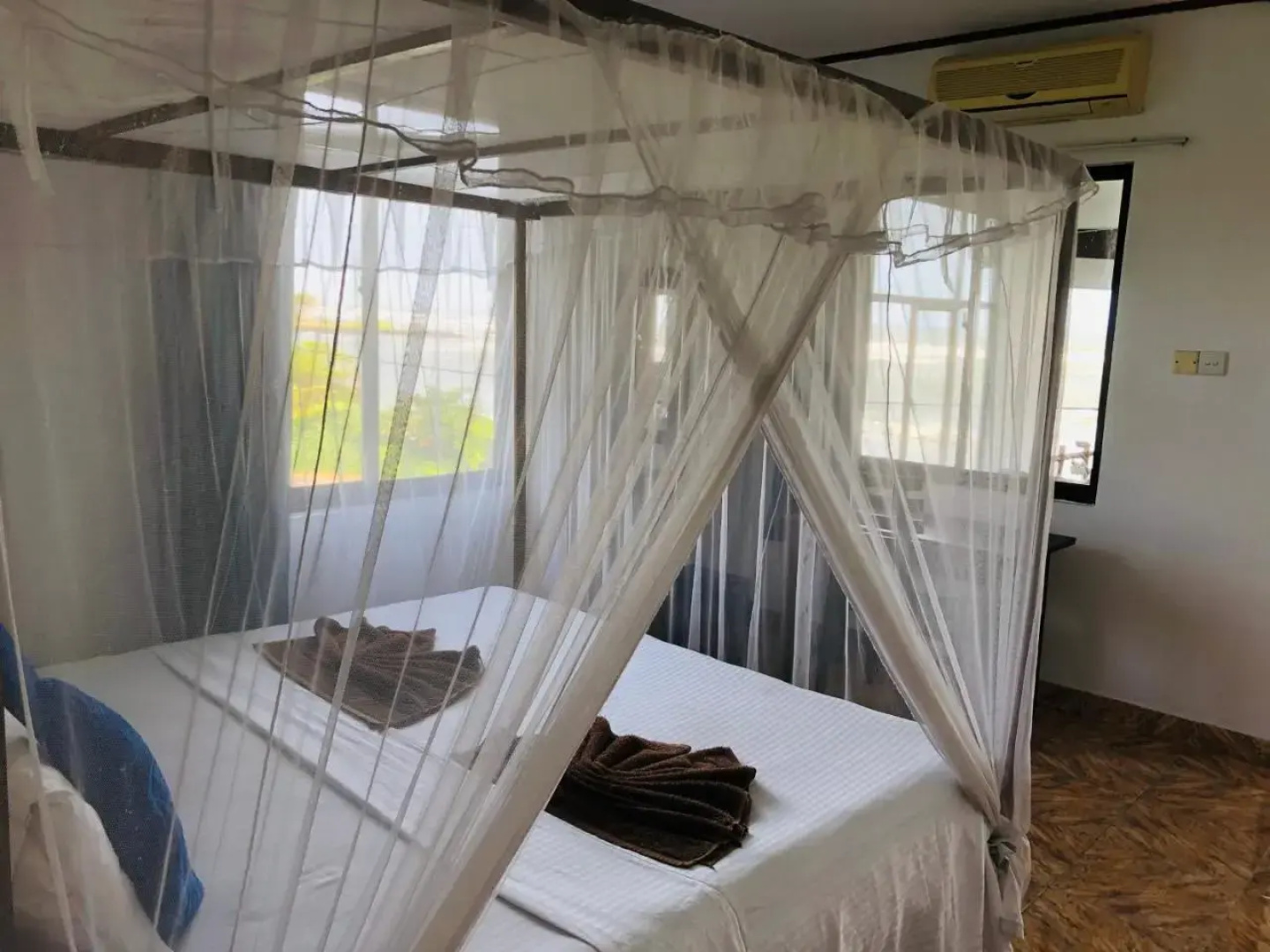 Surf Paradise & Cabana