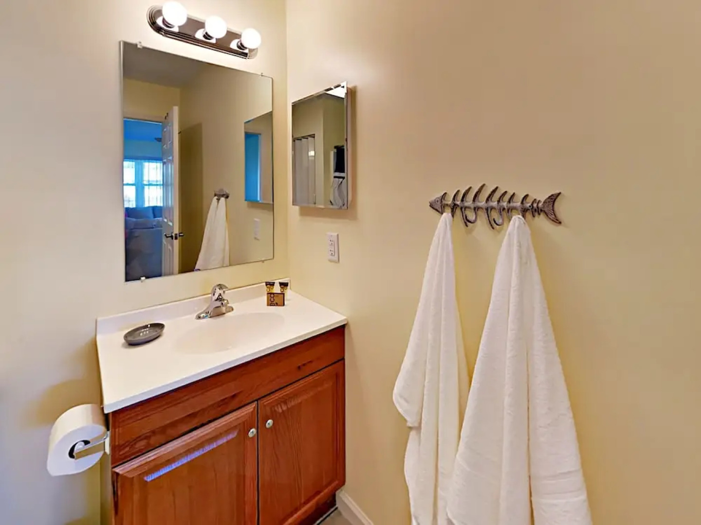 1724 Wharf Rd Home 3 Bedrooms 2 Bathrooms Home