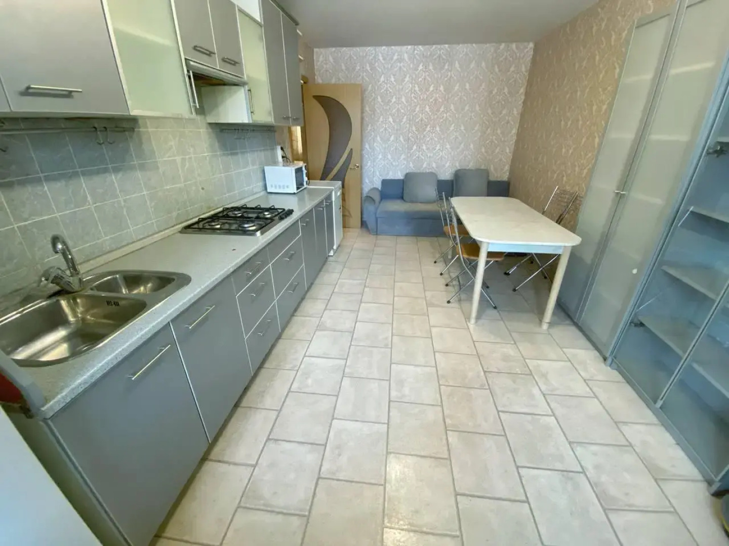 Квартира Галерея РRО на Латышская 4