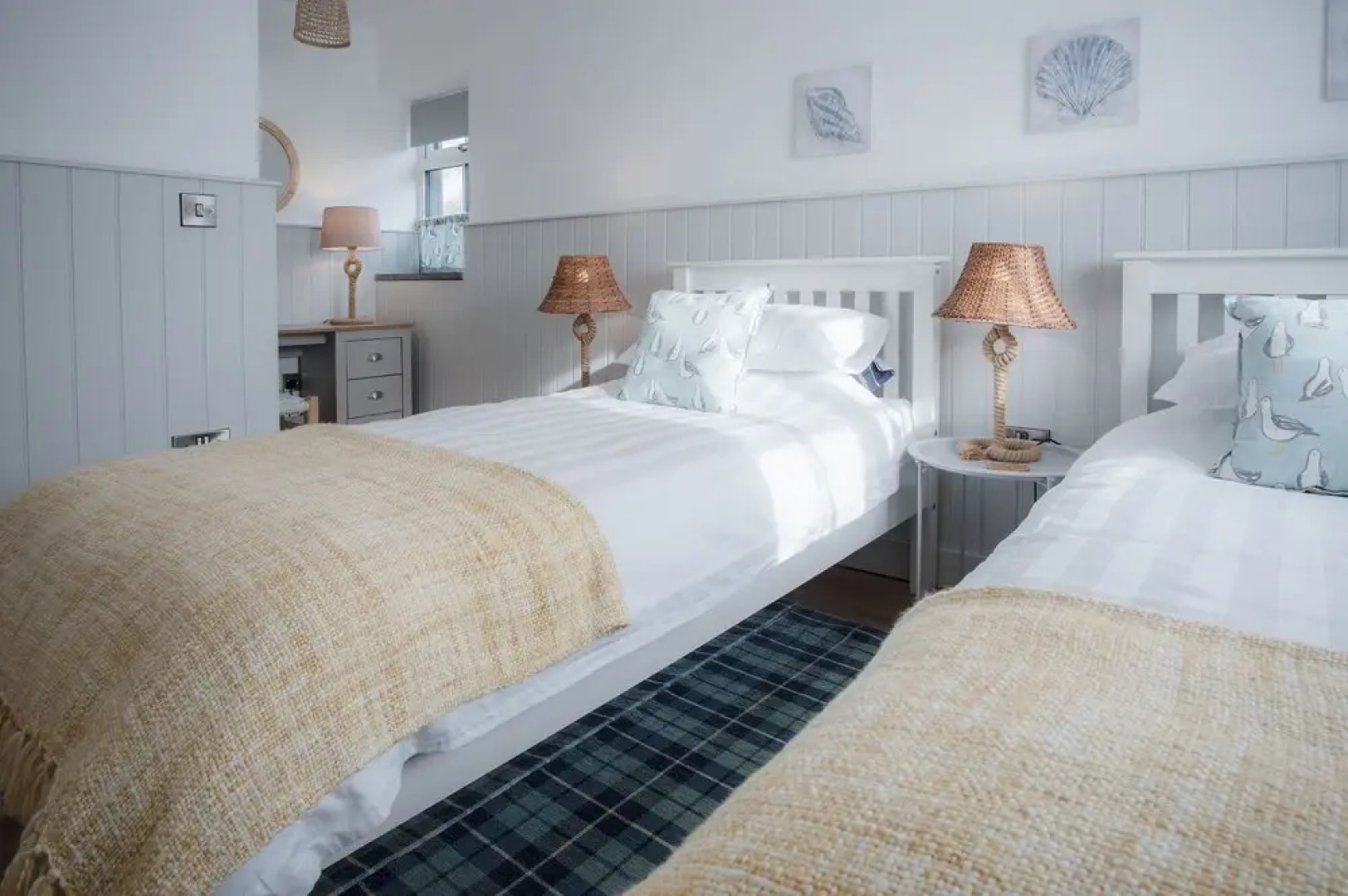 The Old Spa - 2 Bedroom Cottage - Pleasant Valley