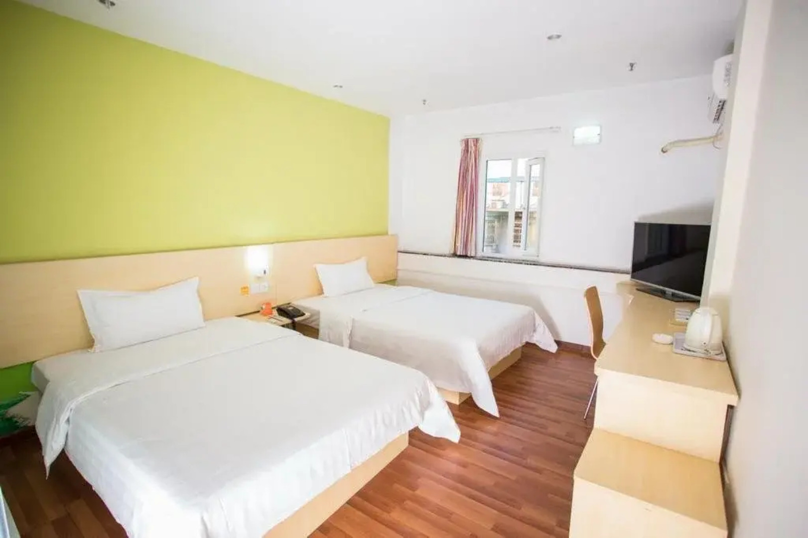 7 Days Inn Meizhou Chengxi Dadao