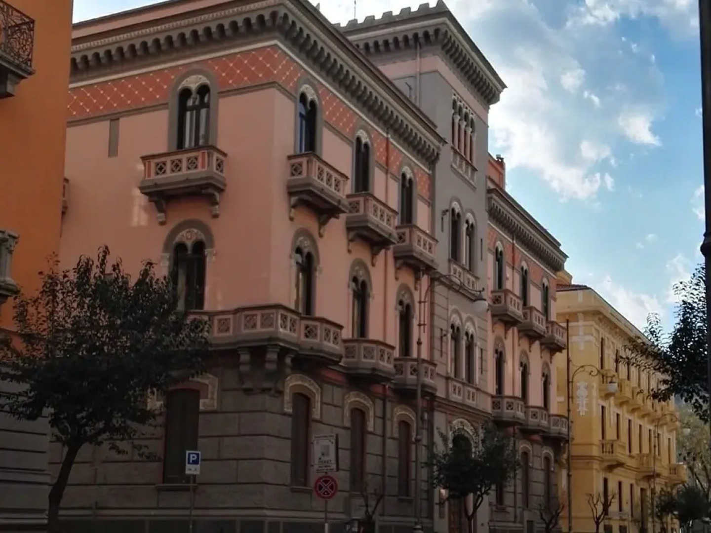 BB Salerno Porta Nuova