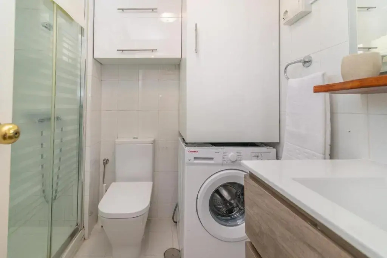 N&A Myramar 1BDR Recently Renovated Penthouse