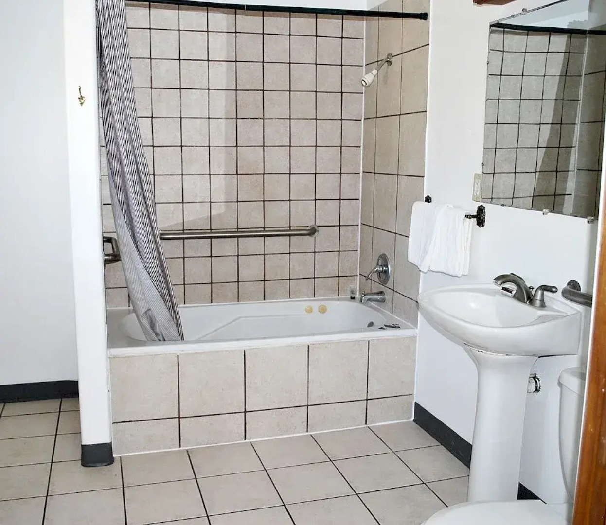 Oregon Motel 8 and RV Park