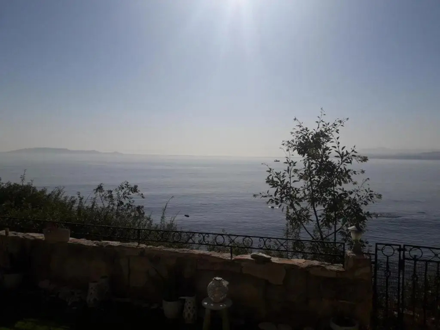 Endless Blue Sea Frontal house