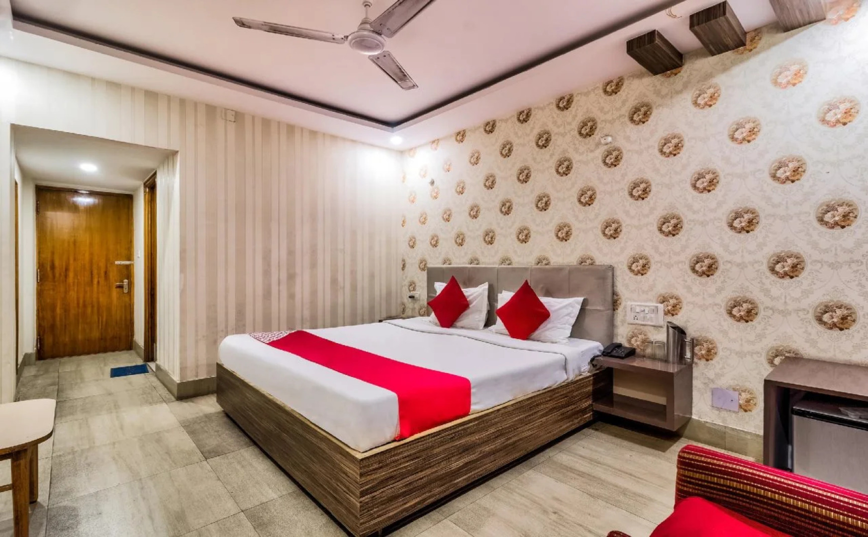 Hotel Classic By OYO Rooms