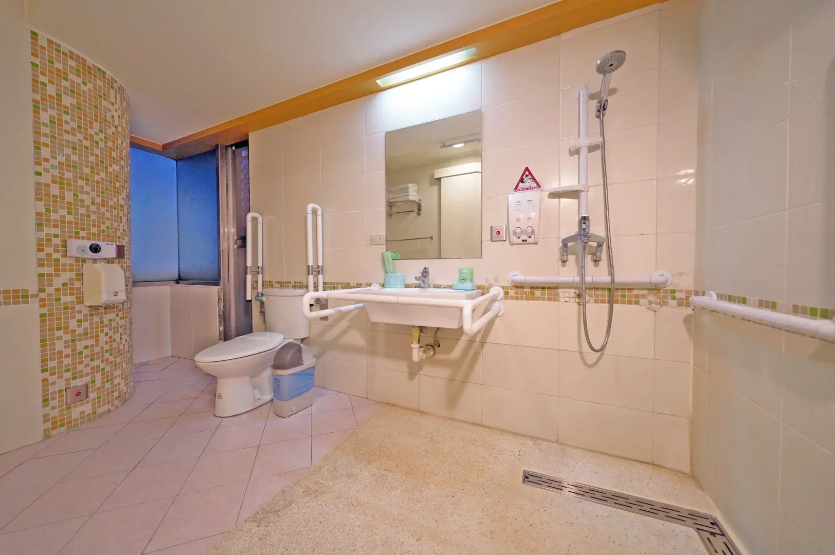 An Lan Jie Hotel - Hostel