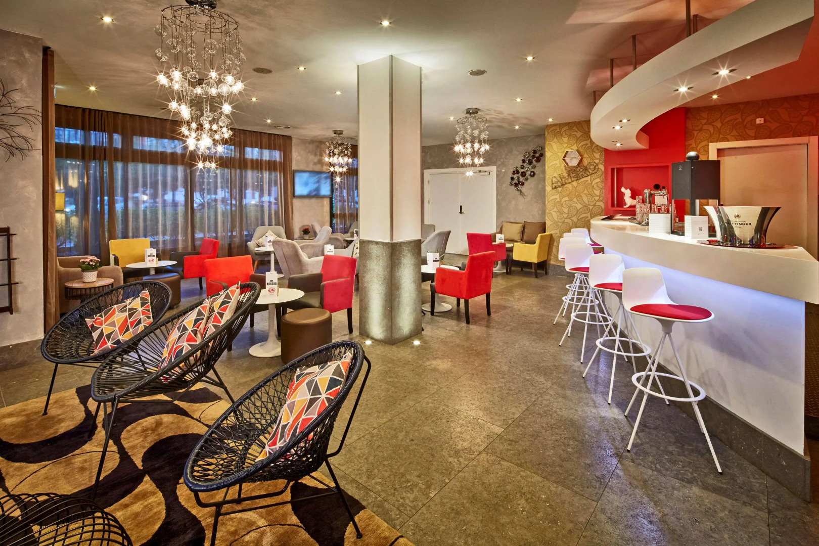 Kyriad Prestige Lyon Est - Saint Priest Eurexpo Hotel and Spa