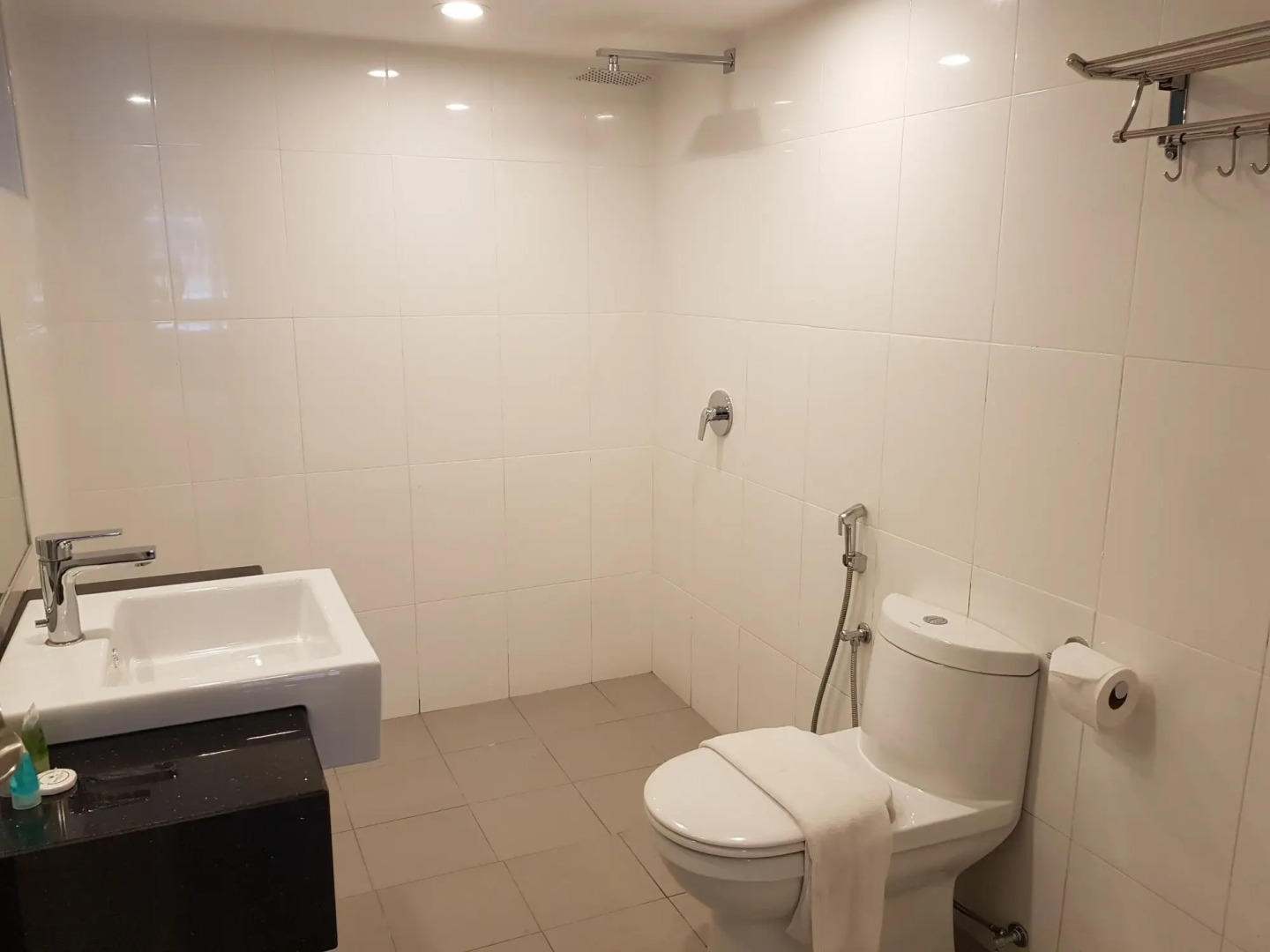 Heeren Straits Hotel