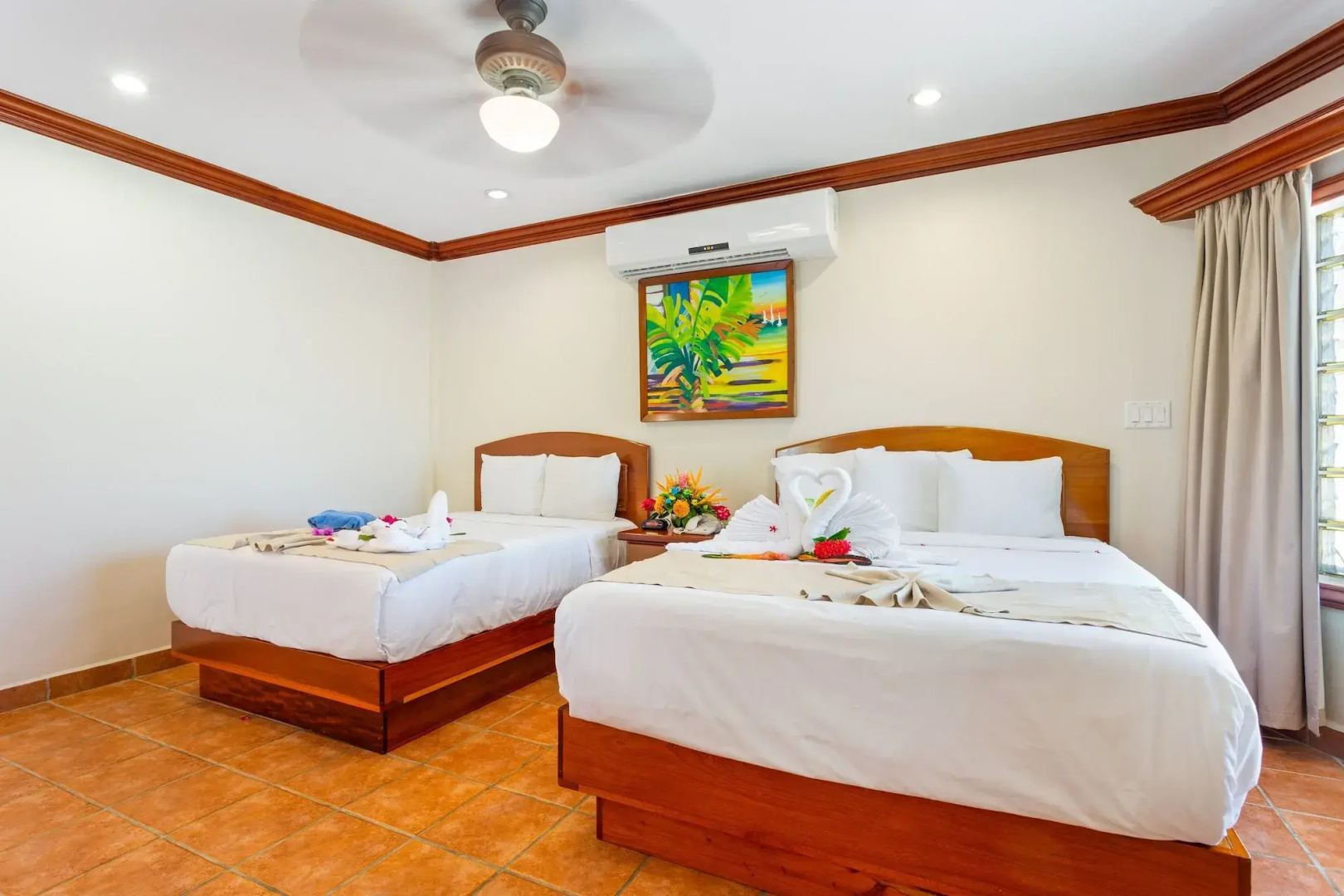 Sunbreeze Hotel