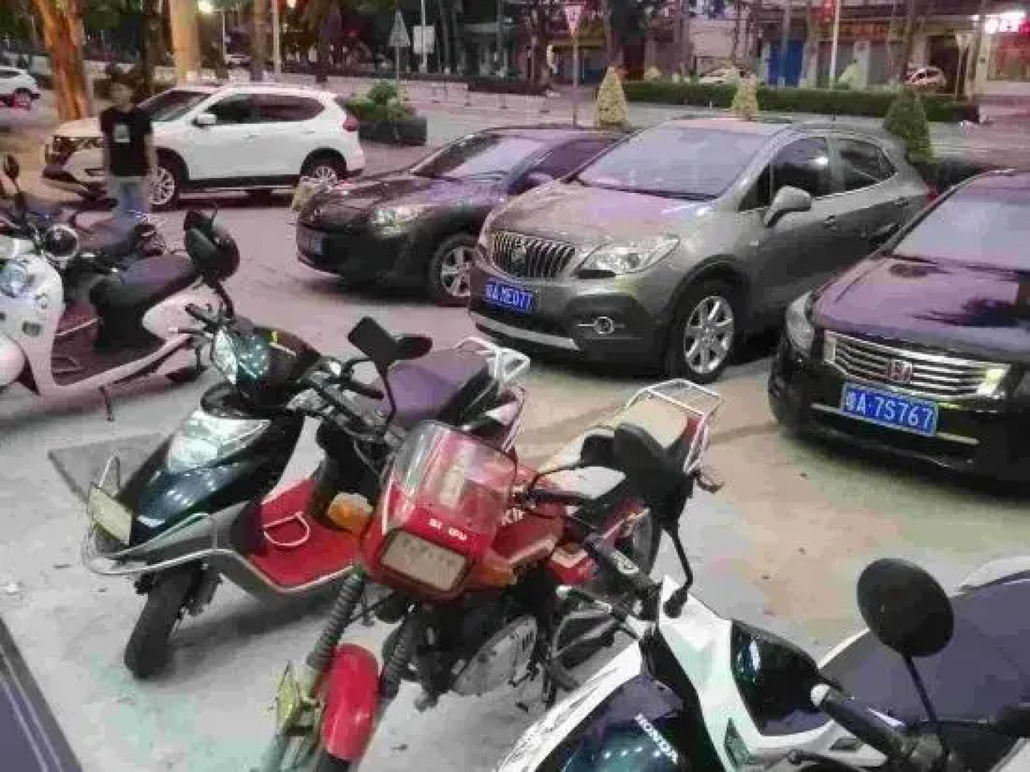 Oriental Hiku Hotel Chain