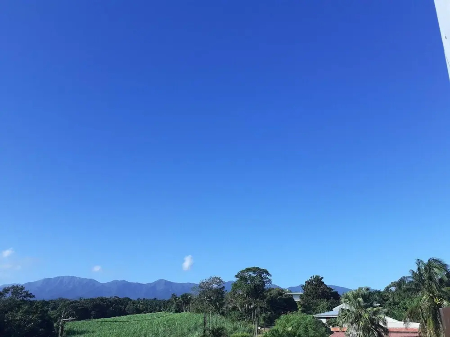 House With 2 Bedrooms in Petit-bourg, With Wonderful Mountain View, Enclosed Garden and Wifi