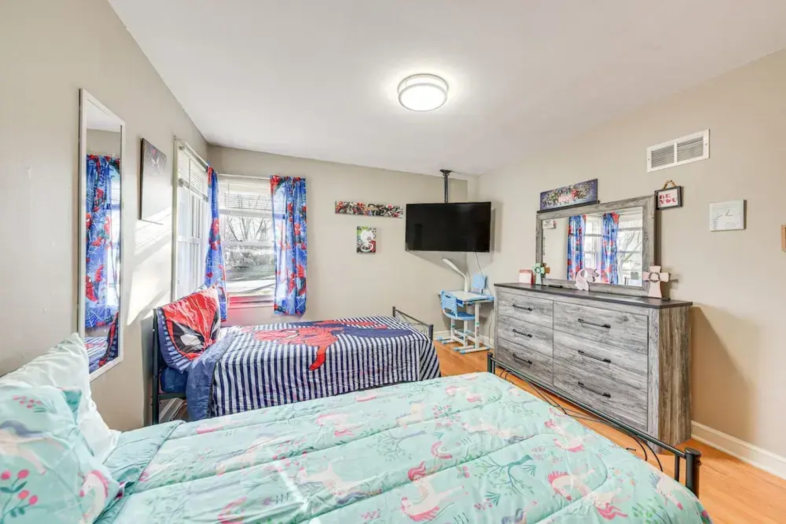 Milwaukee Vacation Rental ~ 7 Mi to Lake Michigan