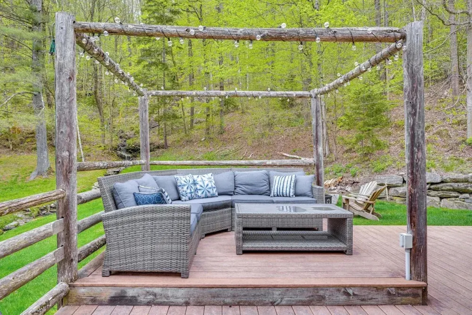 Picture-perfect Vermont Mtn Cabin w/ Hot Tub!