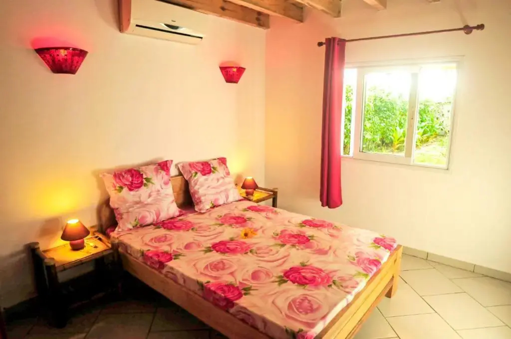 Villa With 4 Bedrooms in Foulpointe Madagascar, With Wonderful sea View, Enclosed Garden and Wifi