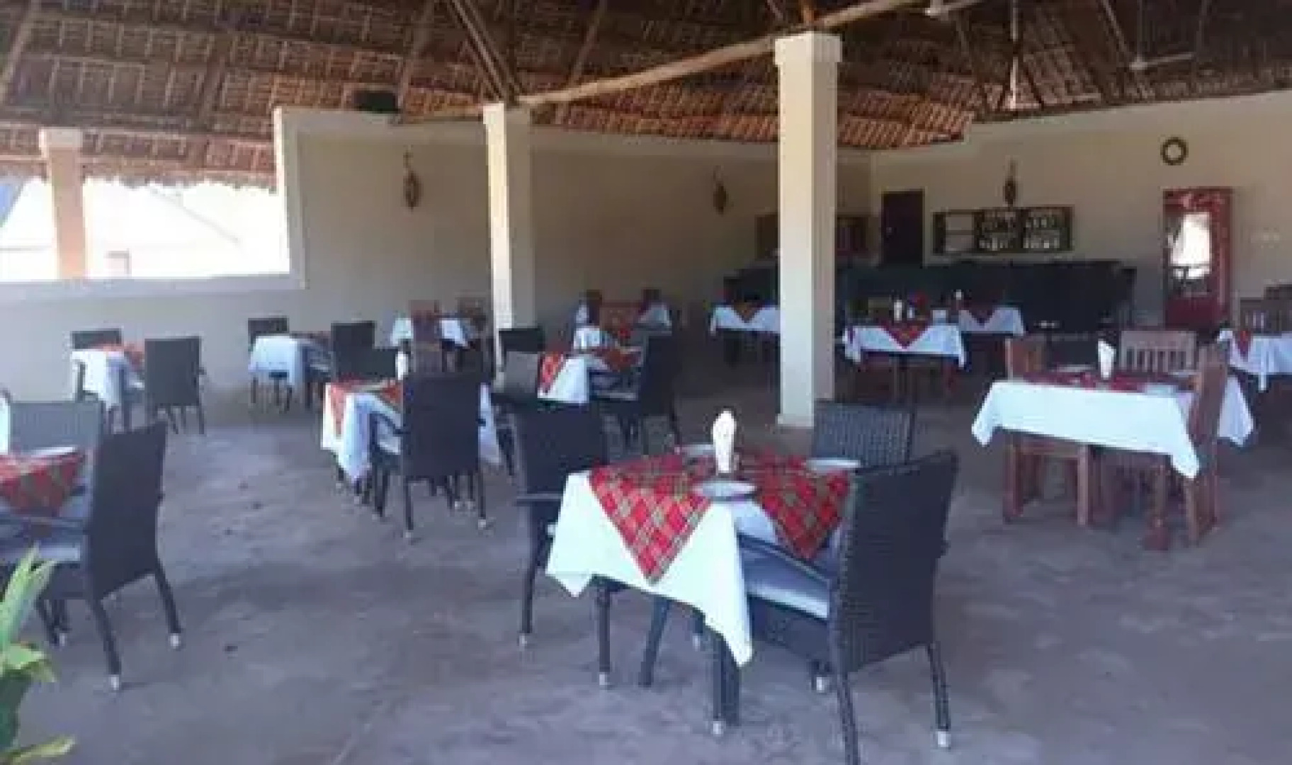 Khulala Ocean Blue Bungalows