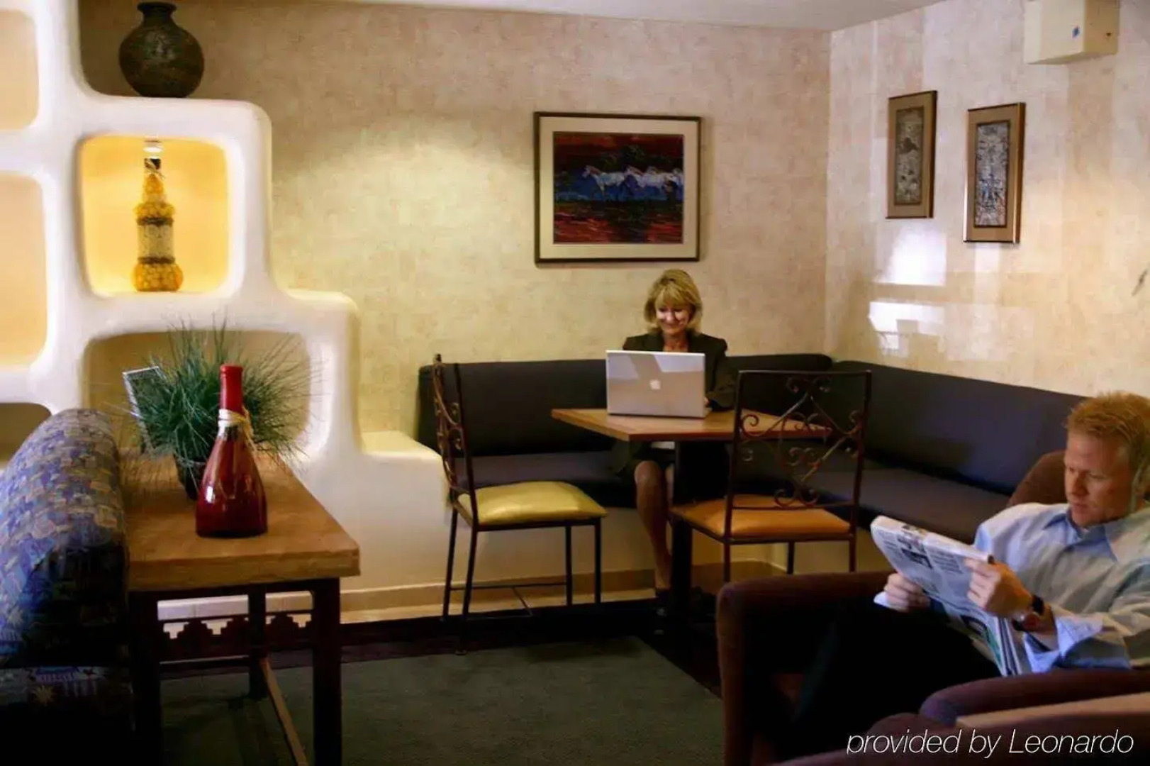 Hampton Inn & Suites Phoenix/Scottsdale on Shea Boulevard