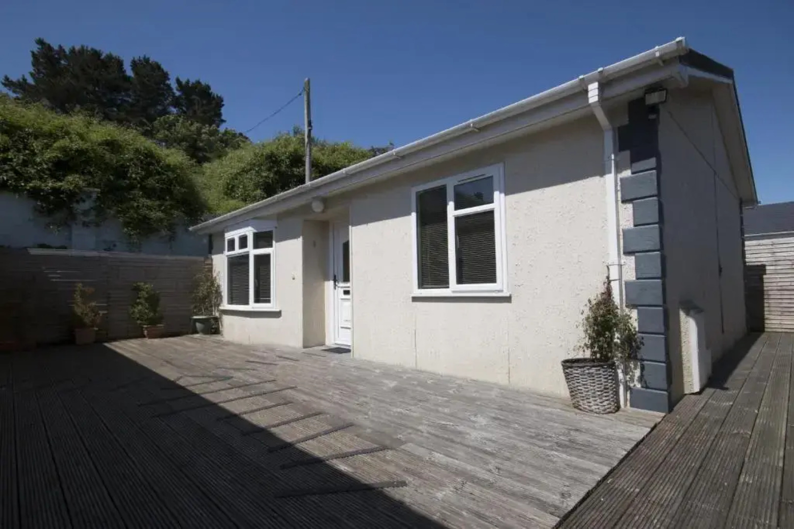 Bella Vista Hotel & Self Catering Suites