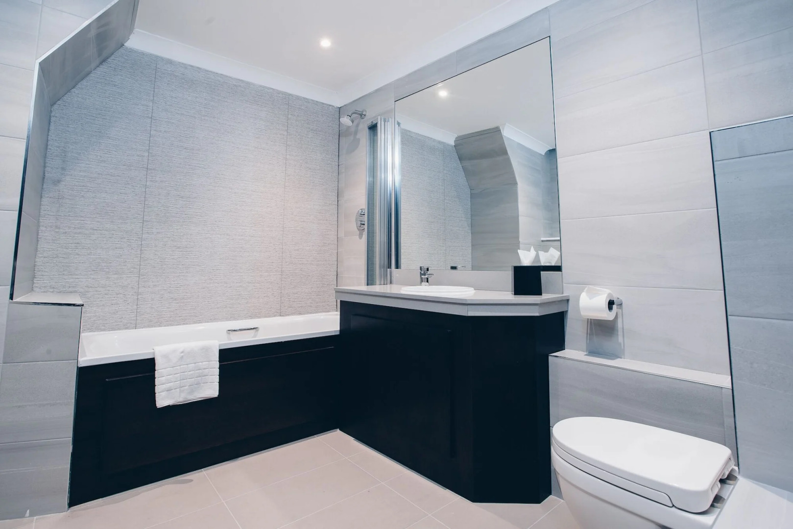 County Hotel & County Aparthotel Newcastle