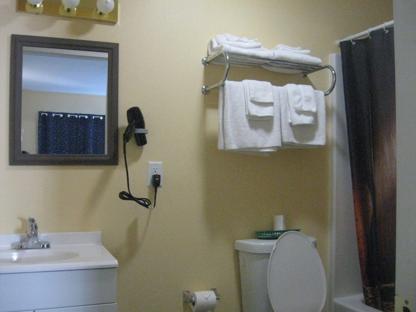 Western Motel Lovell