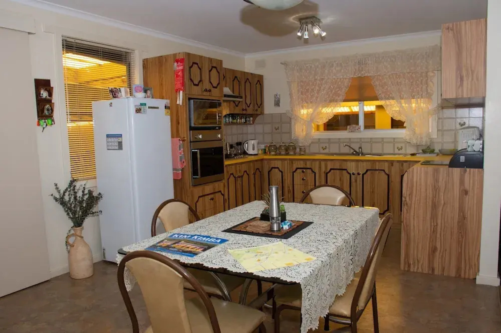 Chrissies Palace - Hostel