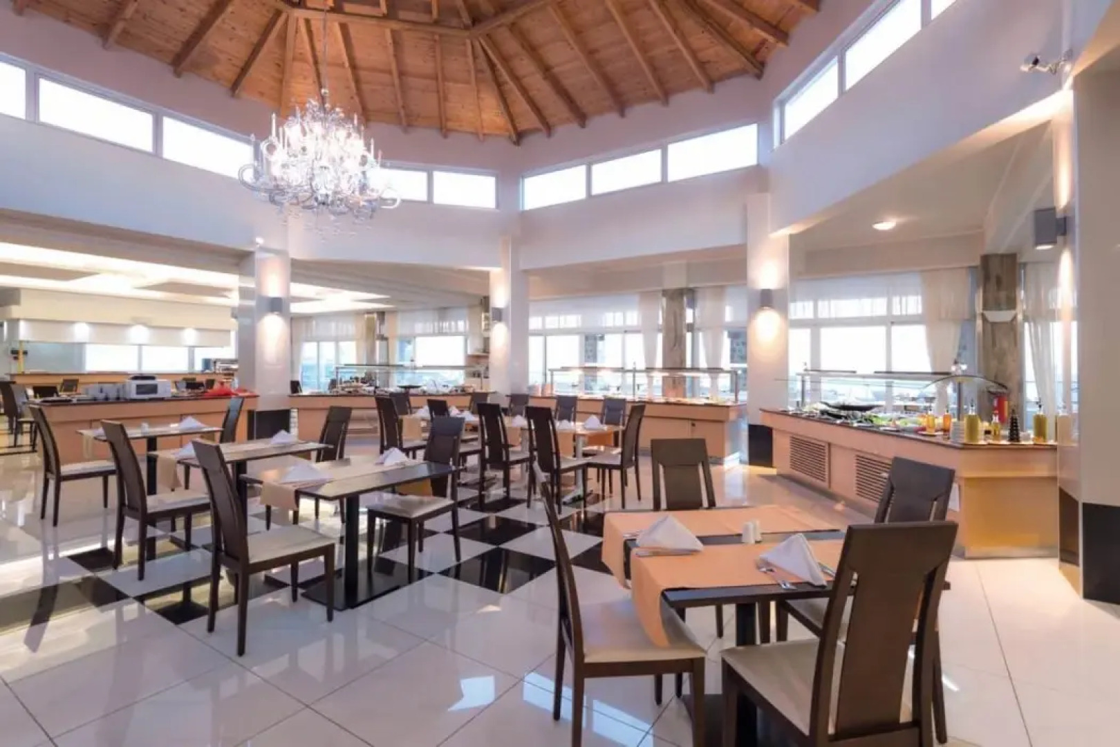 Grand Blue Beach Hotel