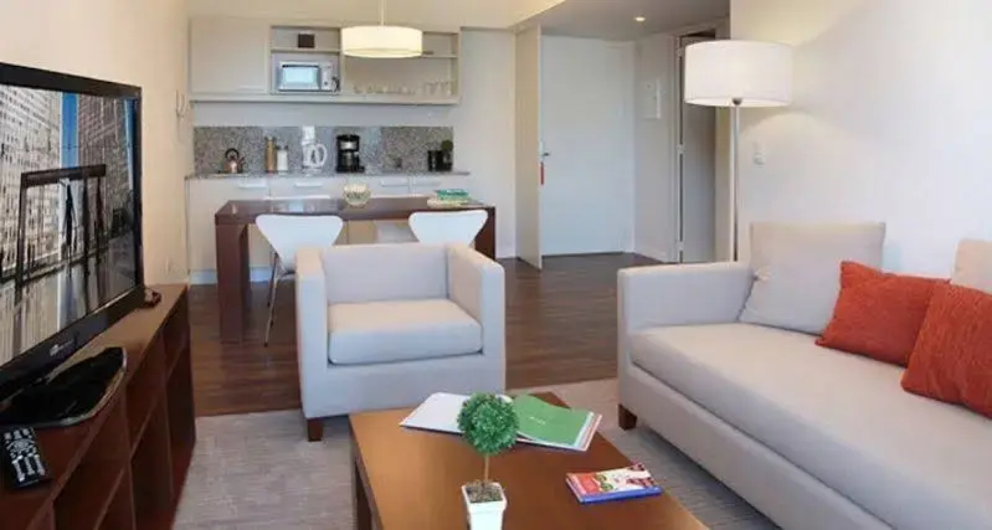 Dazzler Flats San Telmo