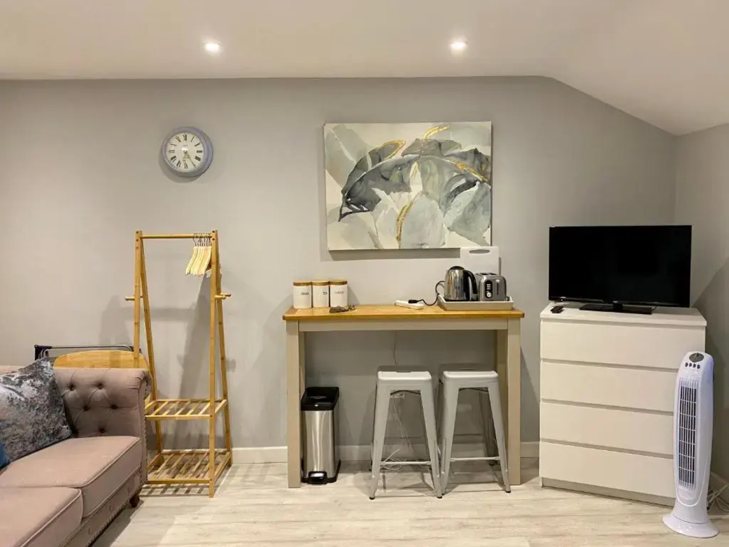 Southernwood - Garden Lodge 14