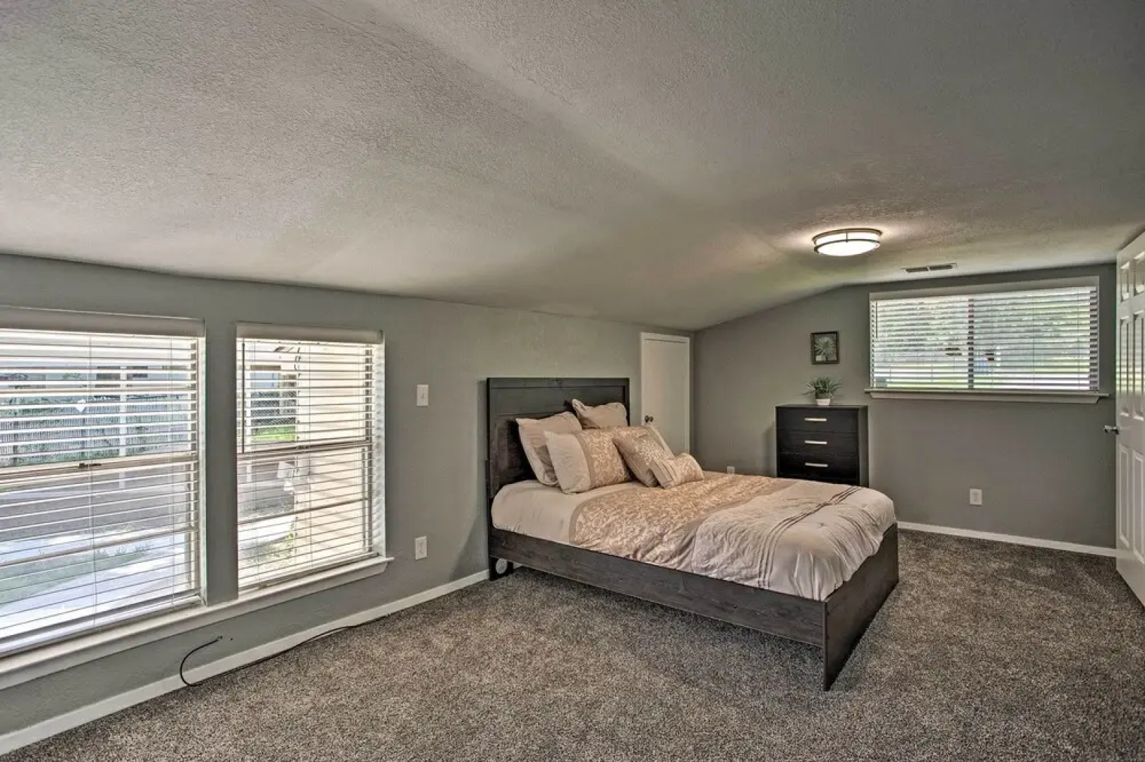 Cedar Creek Reservoir Home w/ Deck & Dock