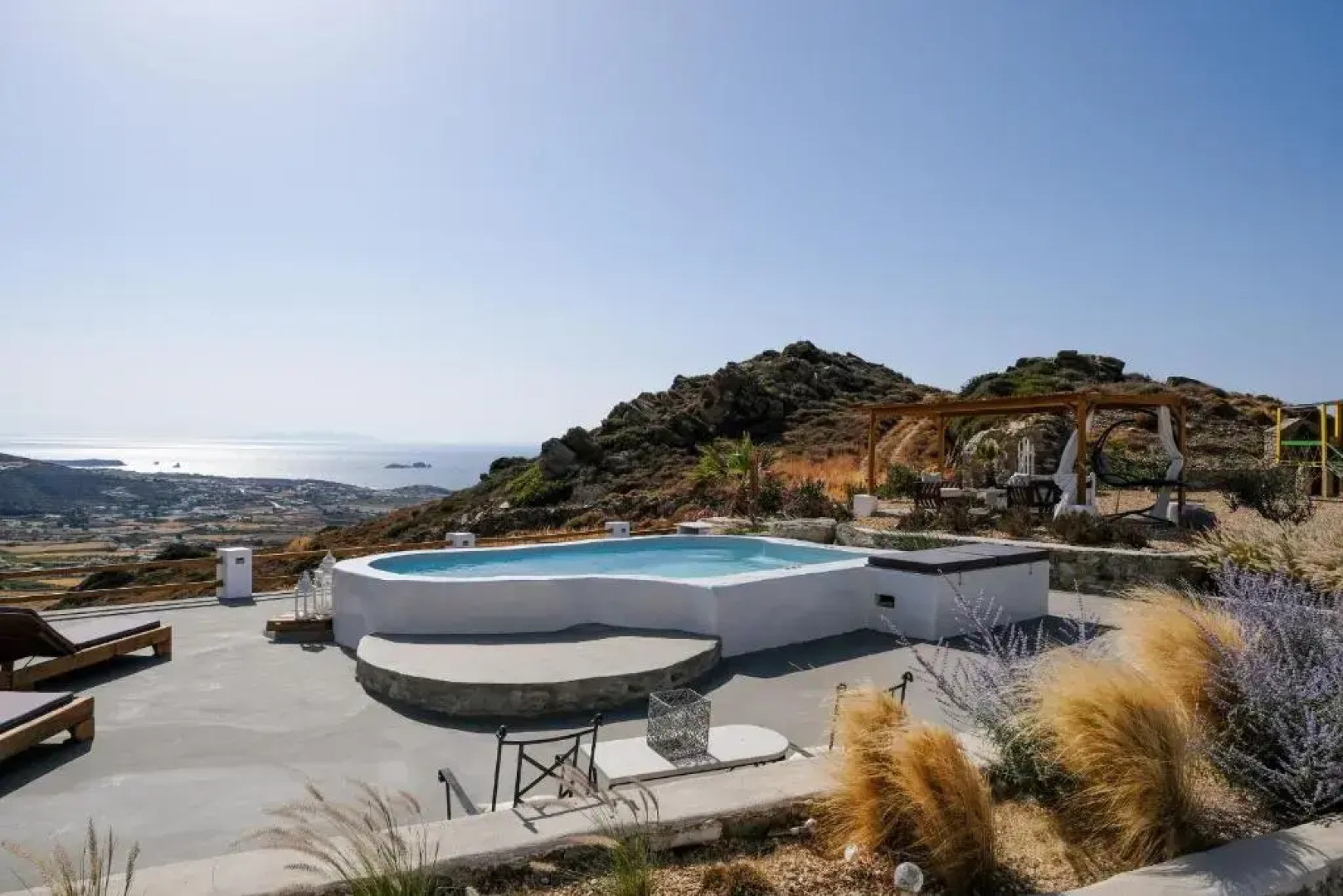 3 Paros All Season Villas
