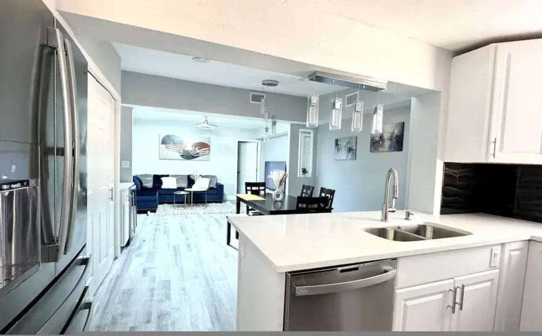 New Fresh House in Seminole Close to Beach