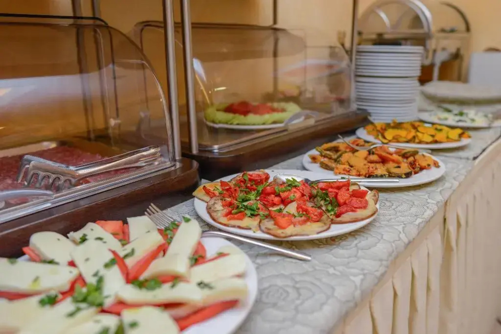 Отель AHG Donna Silvia Wellness Hotel