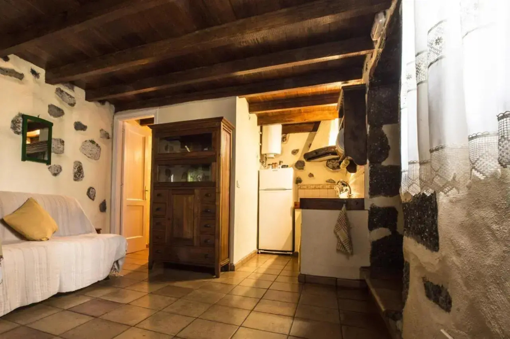 Casa Rural De Piedra